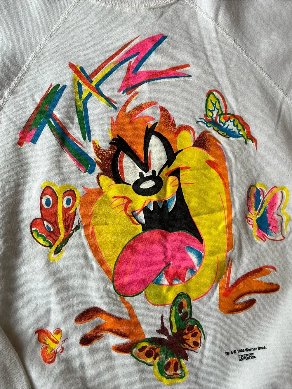 Vintage 1995 Looney Tunes Taz Neon Graphic White Crewneck Sweatshirt Unisex L - Picture 2 of 8